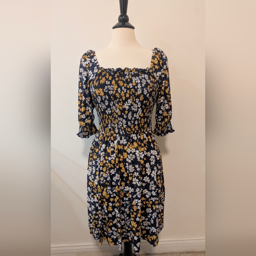 Draper James Fall Field Floral Smocked Navy And Yellow Jo Dee Dress Size Small
